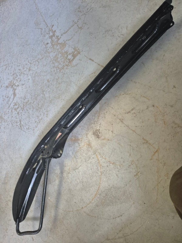 NOS 39122-3504 Ski, 1980 LTD 4/6 Reinforced (Wide Spring)